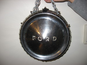 Ford two piece hand bag chain handle cherry liner